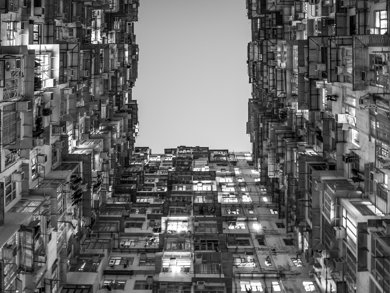 Archillect ID 221912