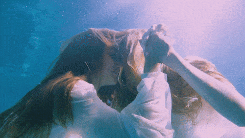 Archillect ID 224370