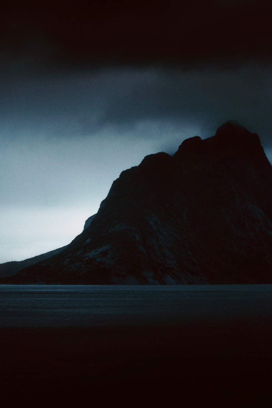 Archillect ID 224378