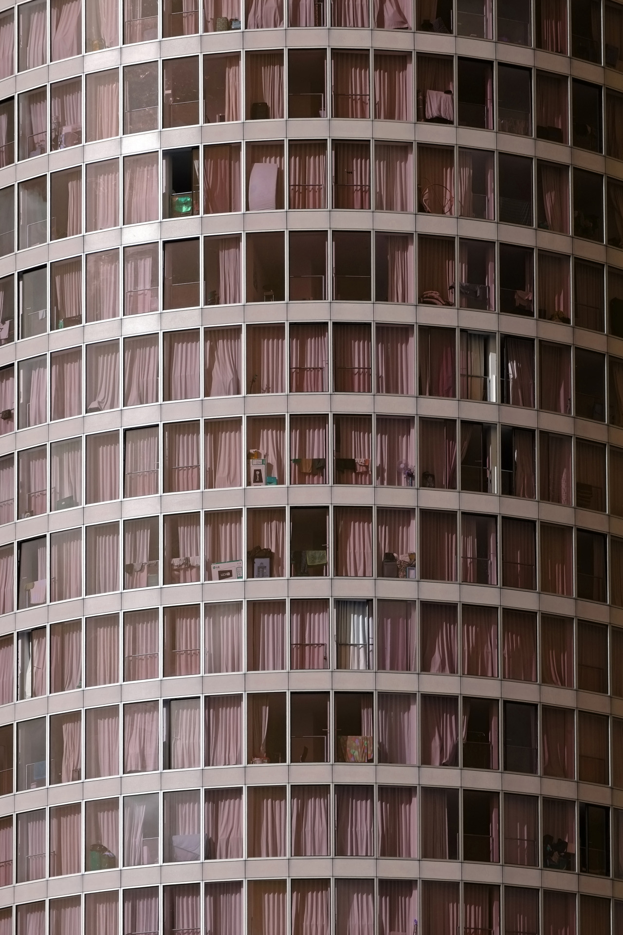 Archillect ID 224670