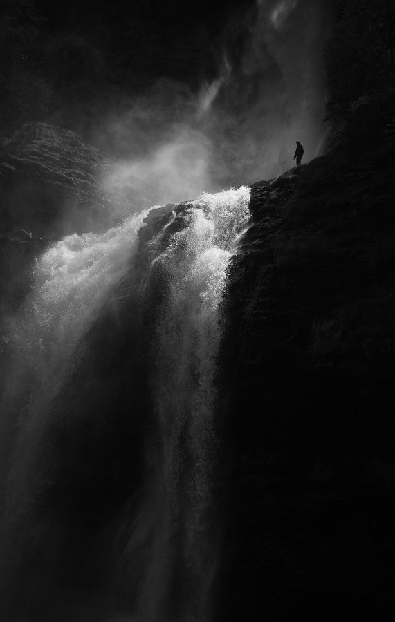 Archillect ID 225270