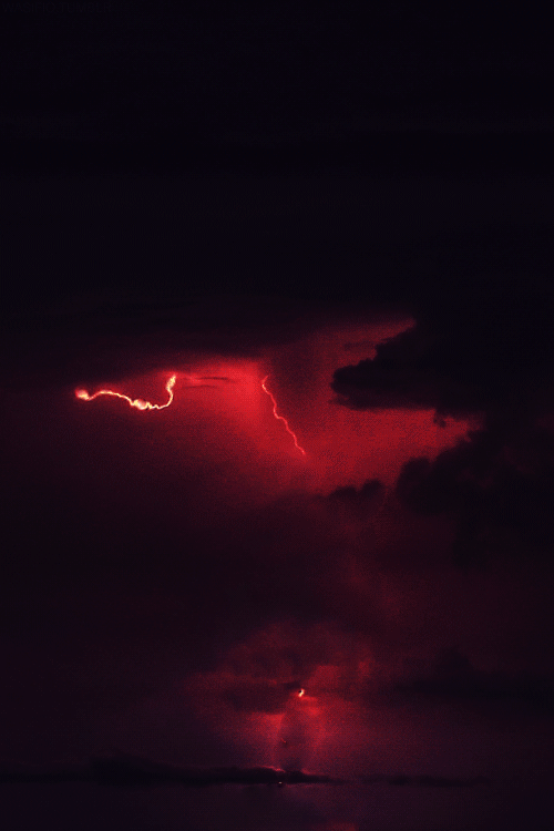 Archillect ID 225915