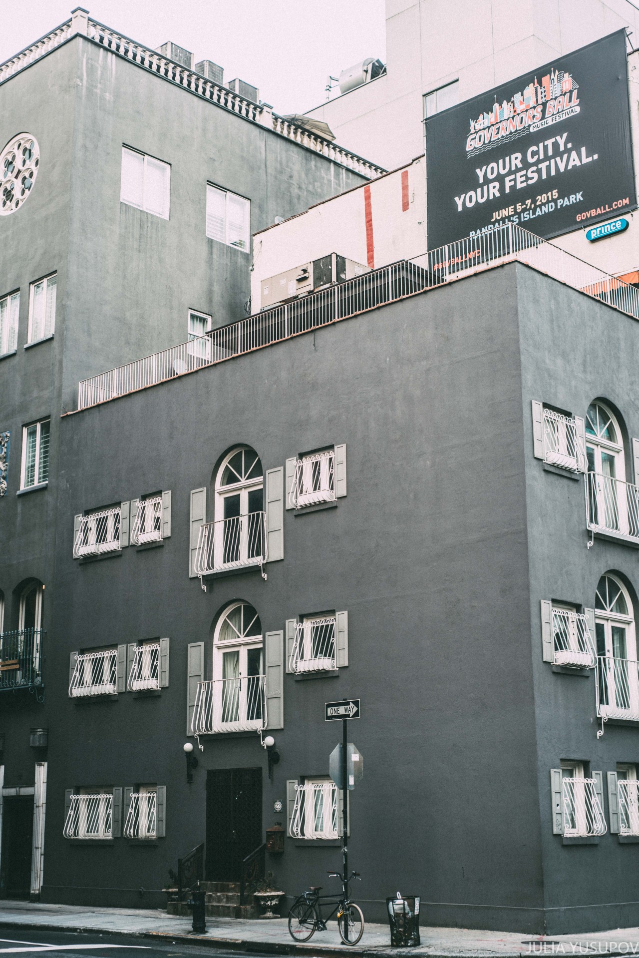 Archillect ID 226552