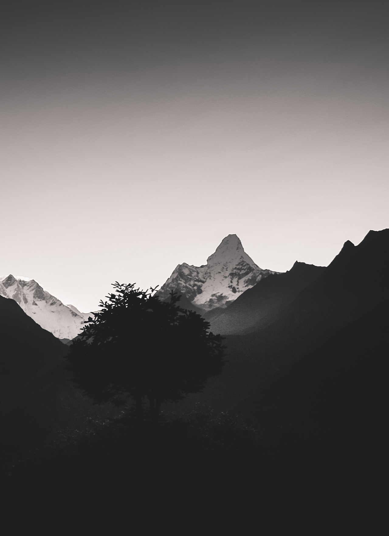 Archillect ID 226610