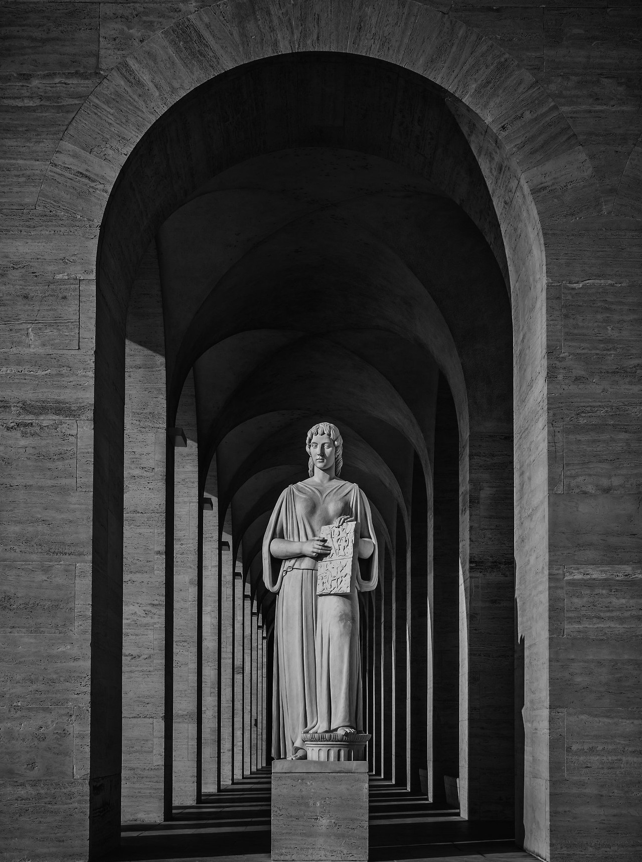 Archillect ID 227404