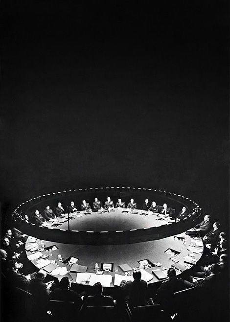 Archillect ID 228699