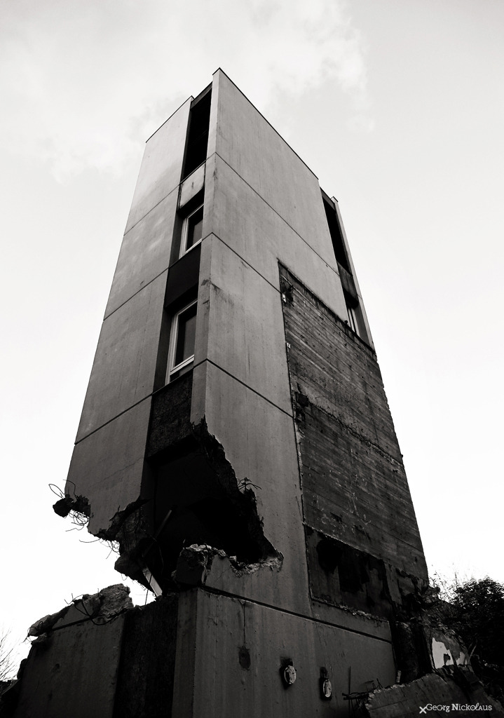 Archillect ID 228862