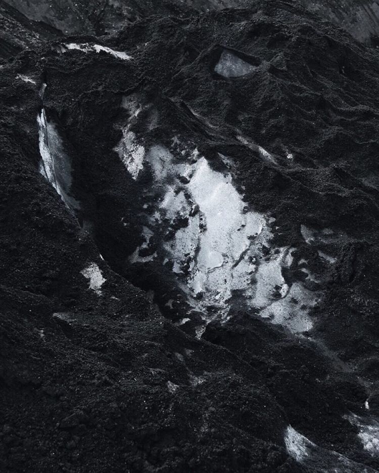 Archillect ID 229296