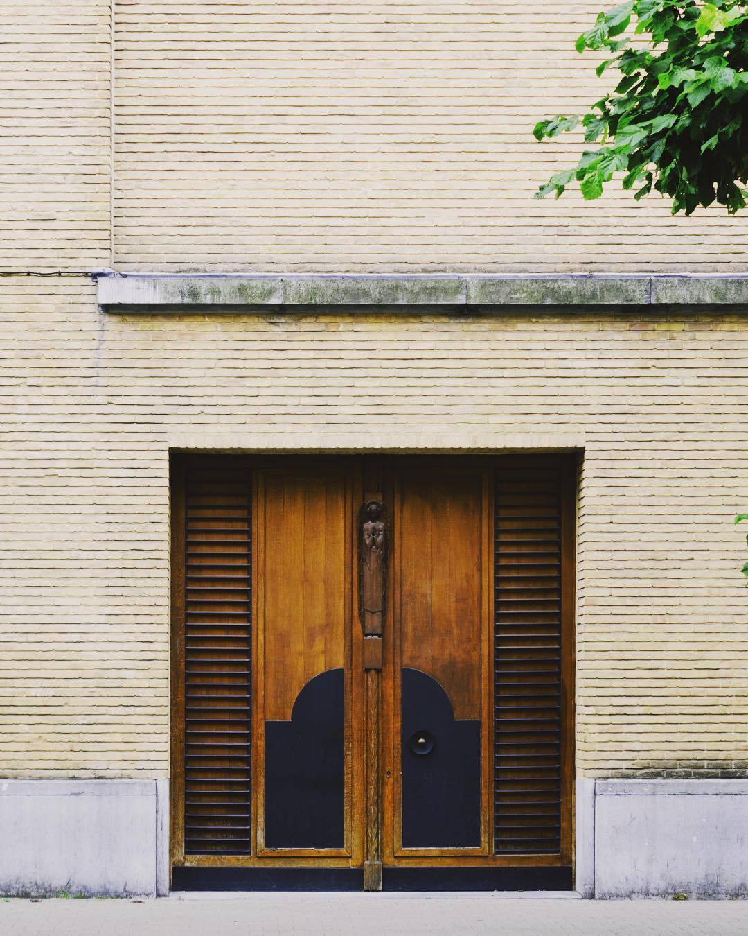 Archillect ID 229469