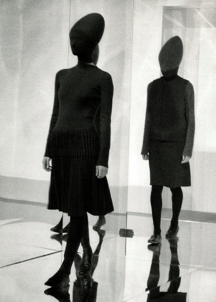 Archillect ID 229727