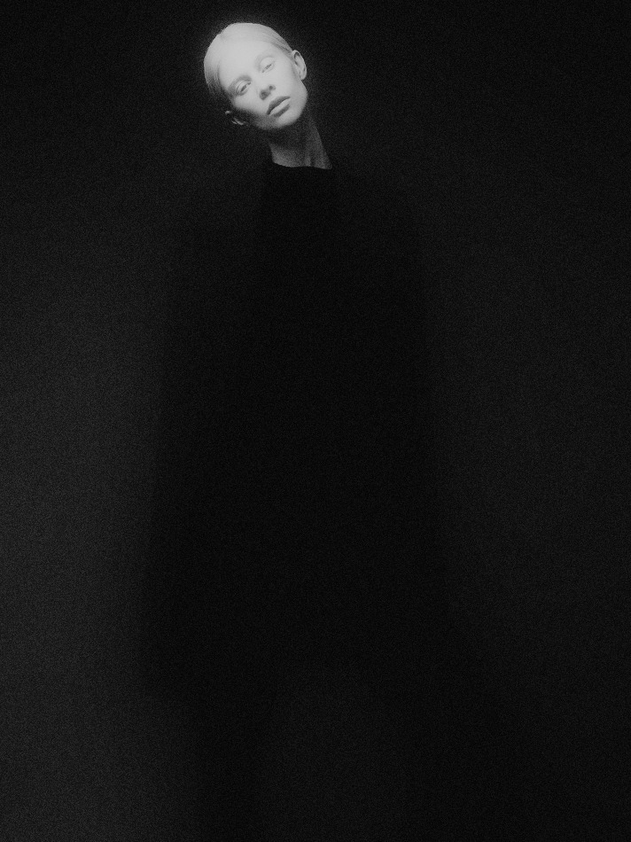 Archillect ID 230270