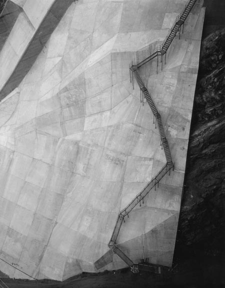 Archillect ID 232911
