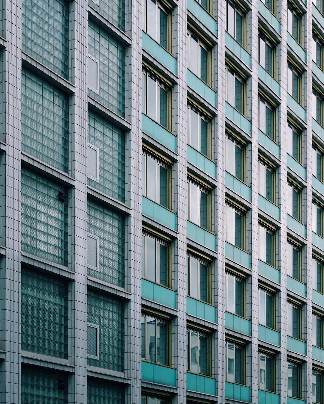 Archillect ID 233369