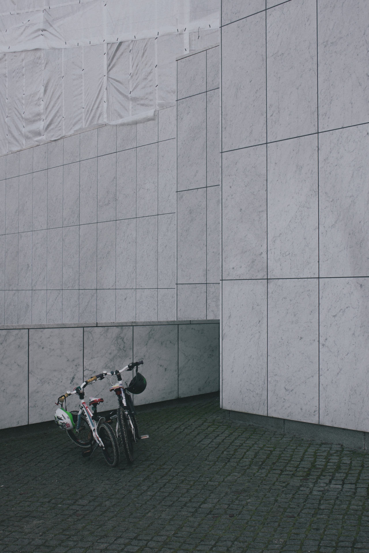 Archillect ID 233507