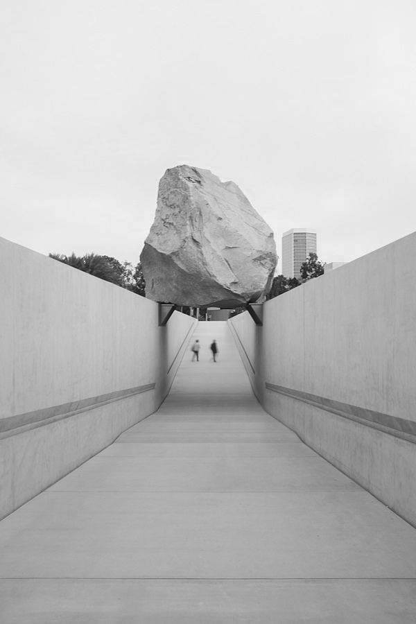Archillect ID 233712