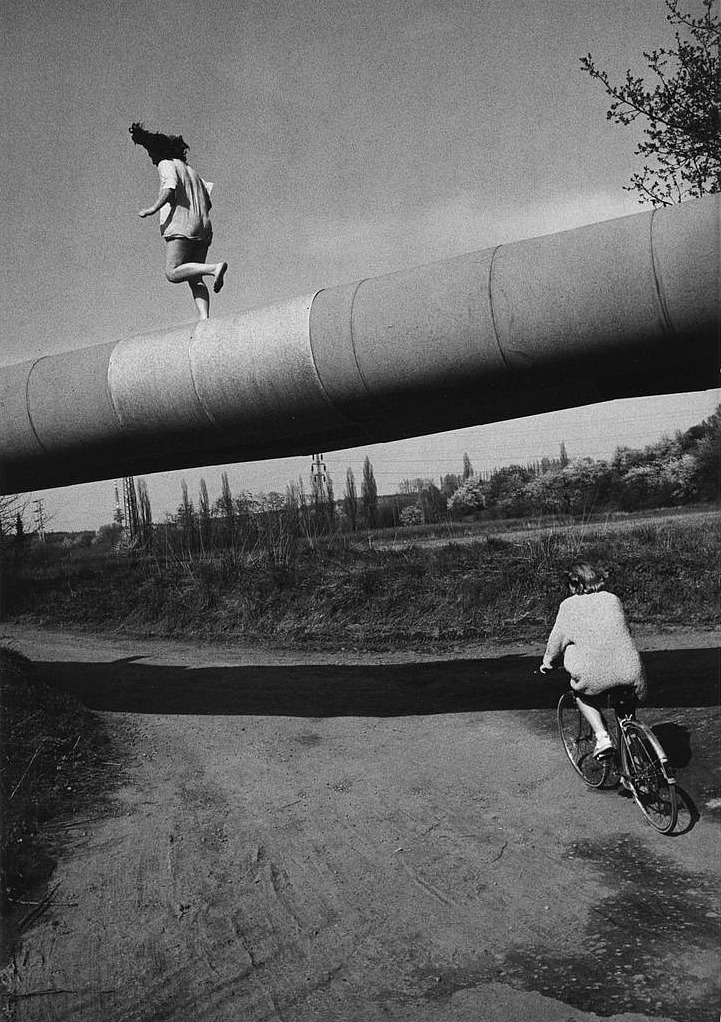 Archillect ID 234259