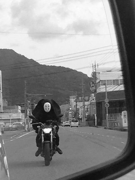 Archillect ID 234362