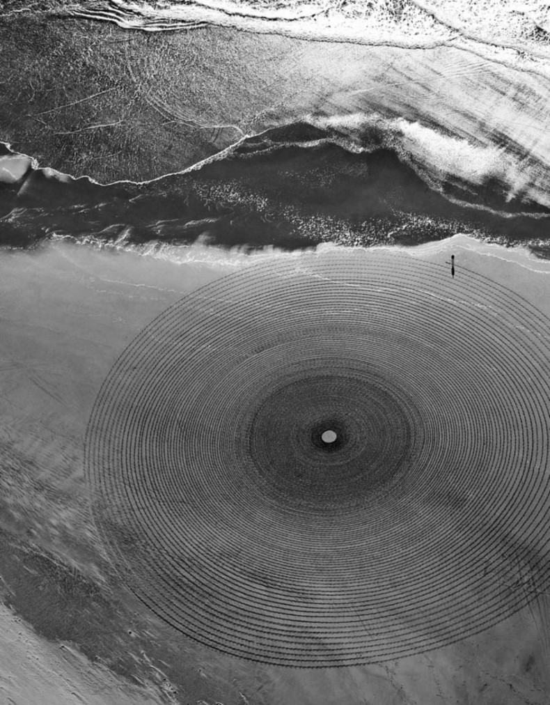 Archillect ID 236458