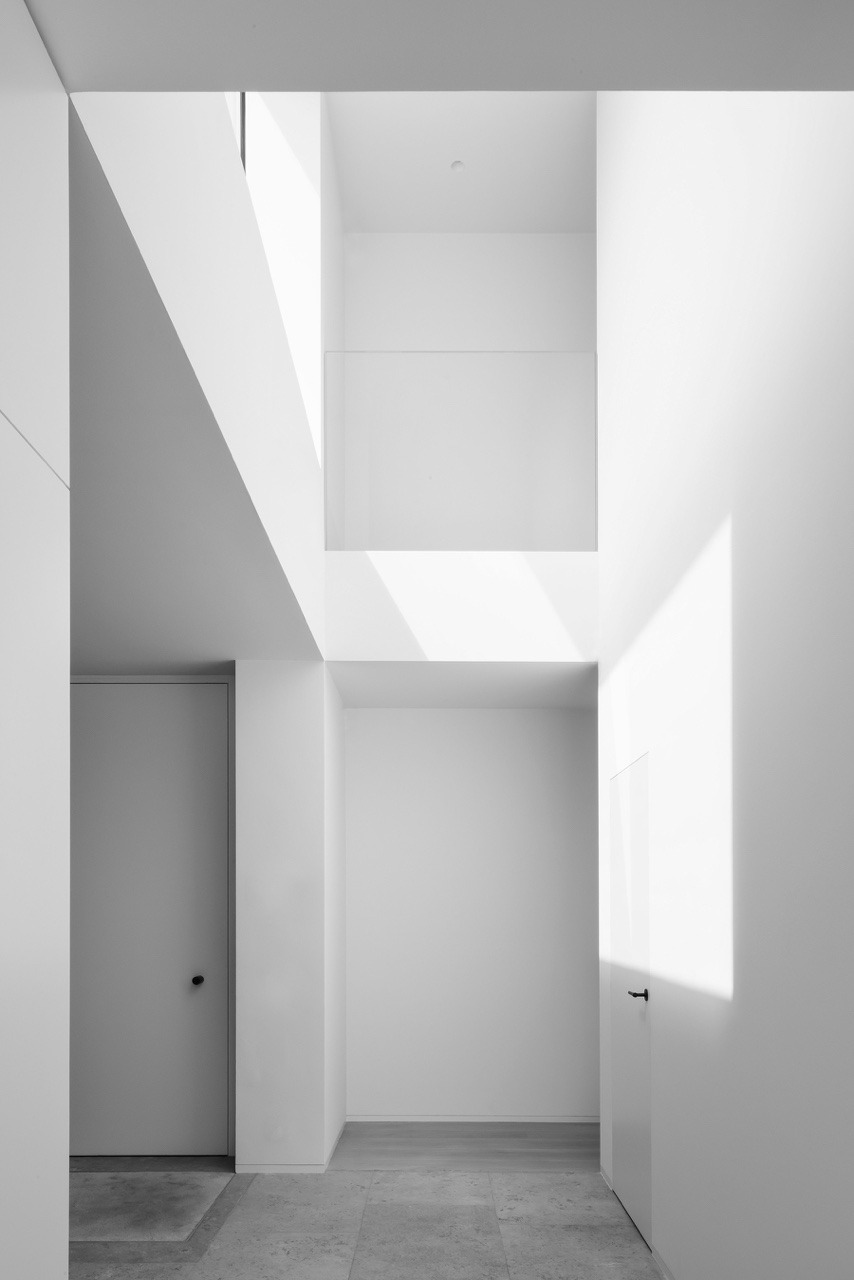 Archillect ID 237762