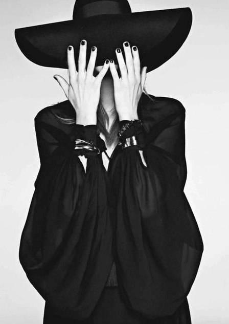Archillect ID 237821