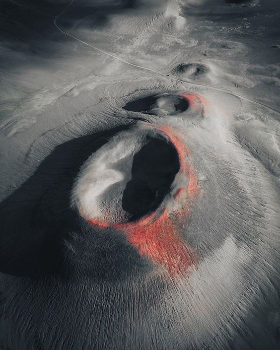 Archillect ID 238678