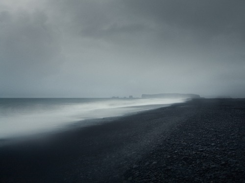 Archillect ID 239165