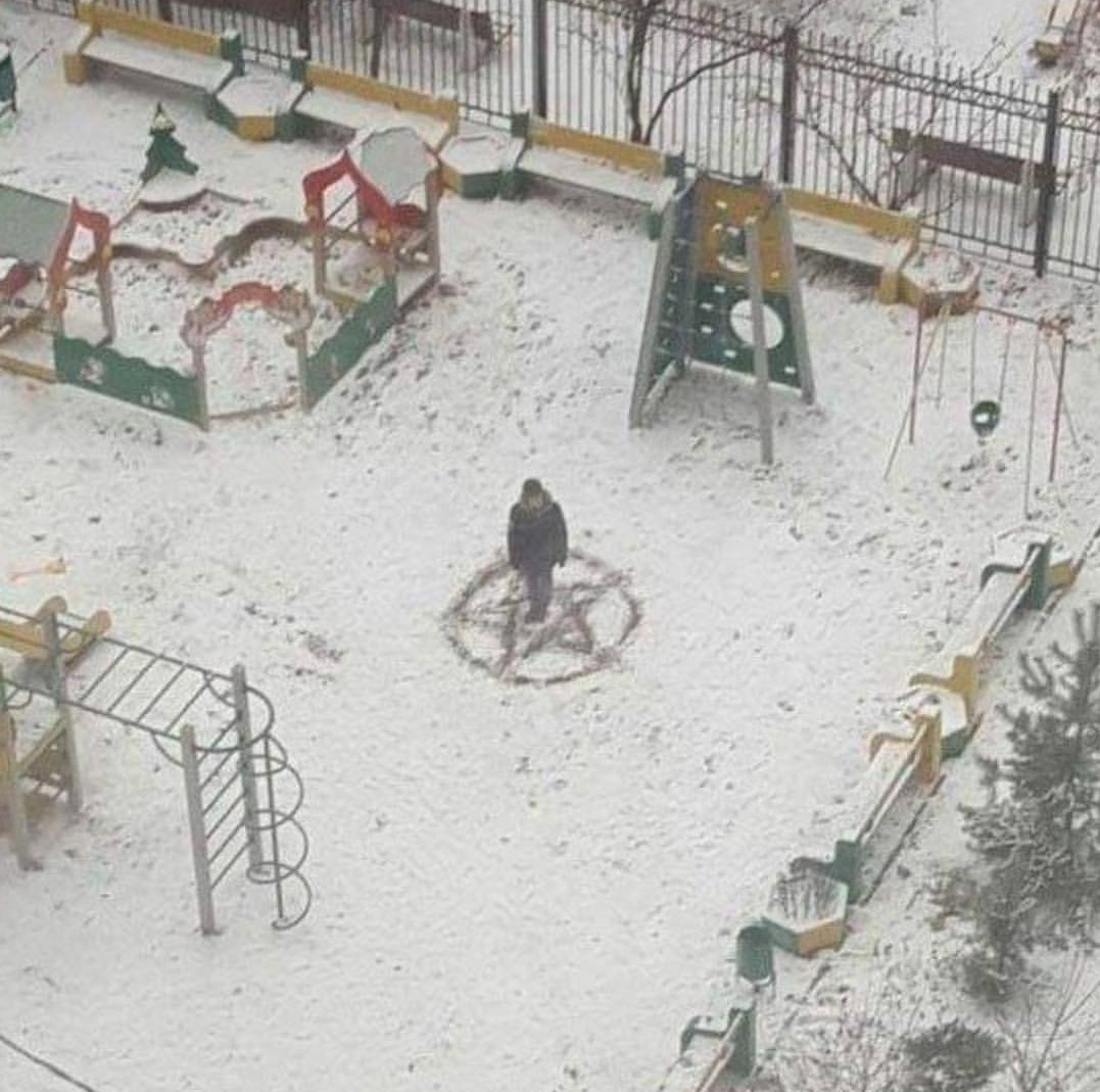 Archillect ID 239524