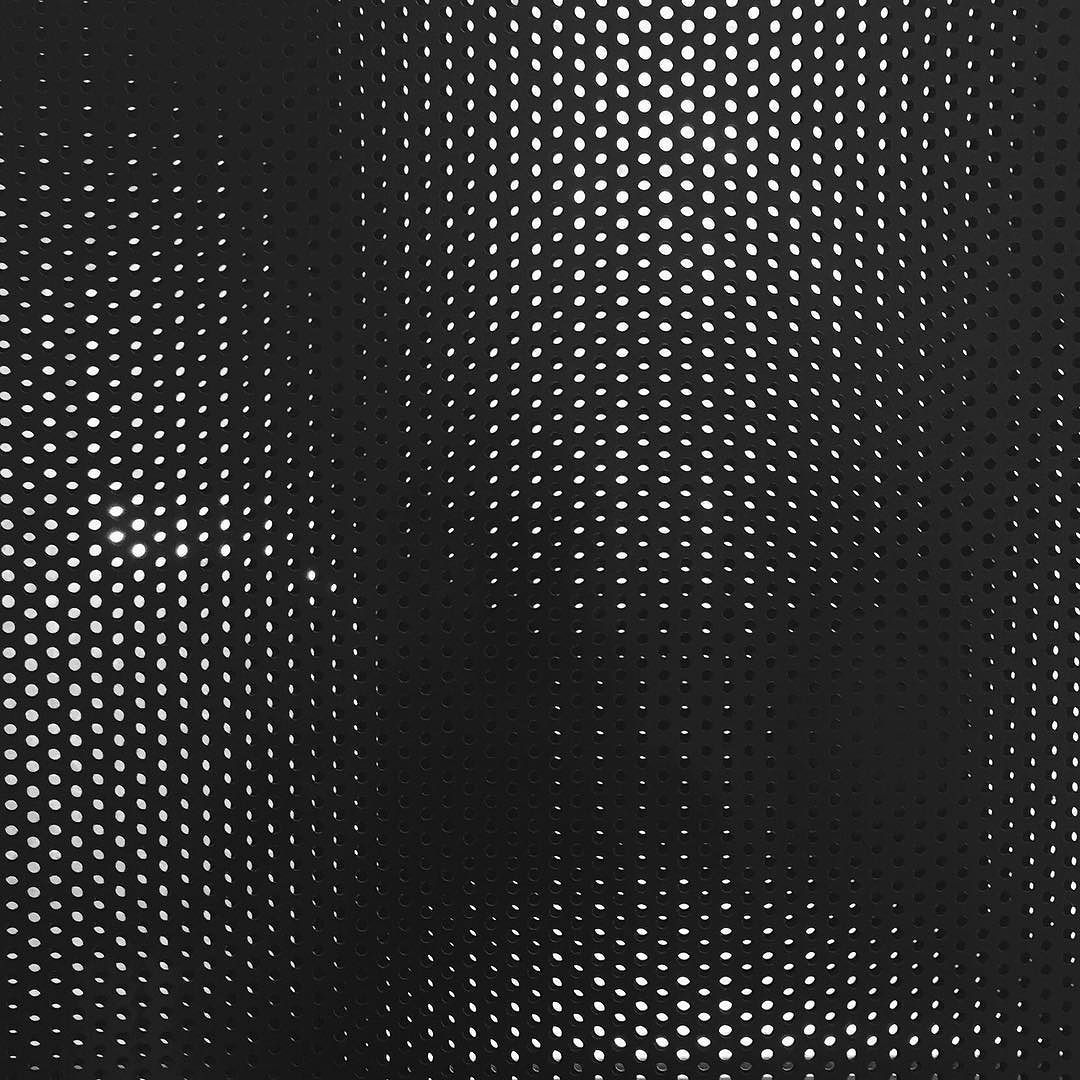Archillect ID 239570