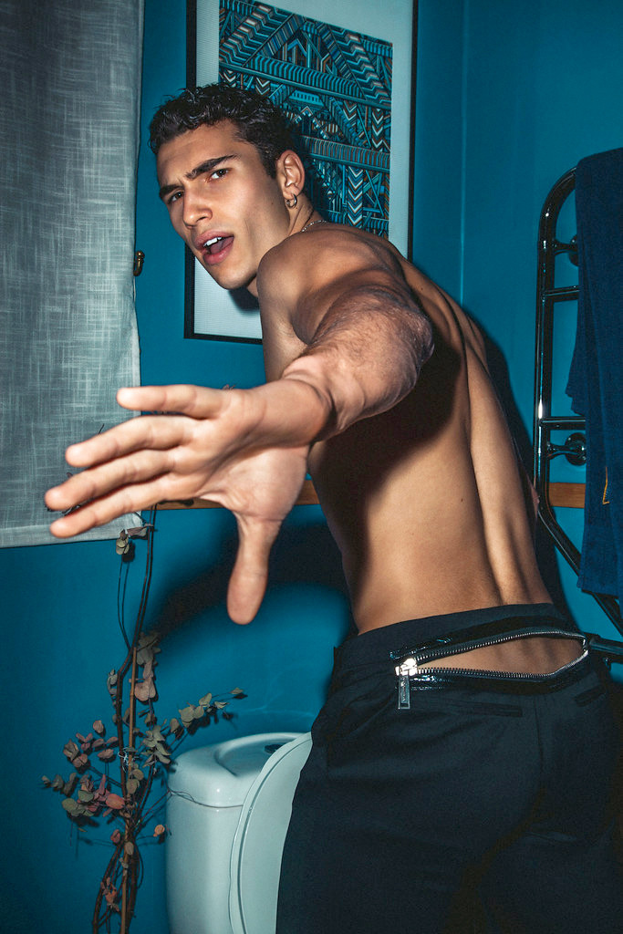 Archillect ID 241107
