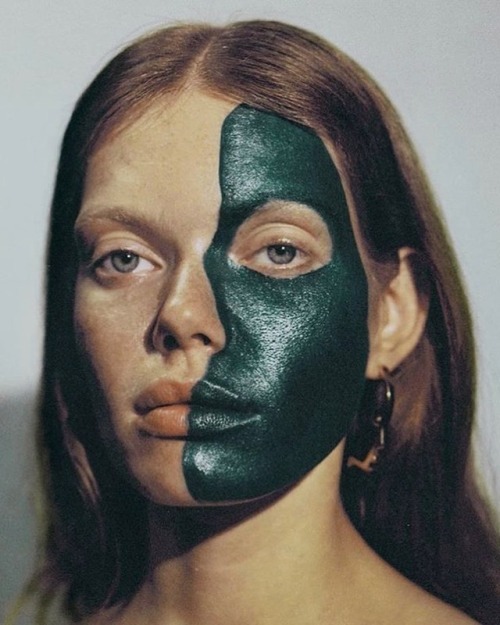 Archillect ID 241697