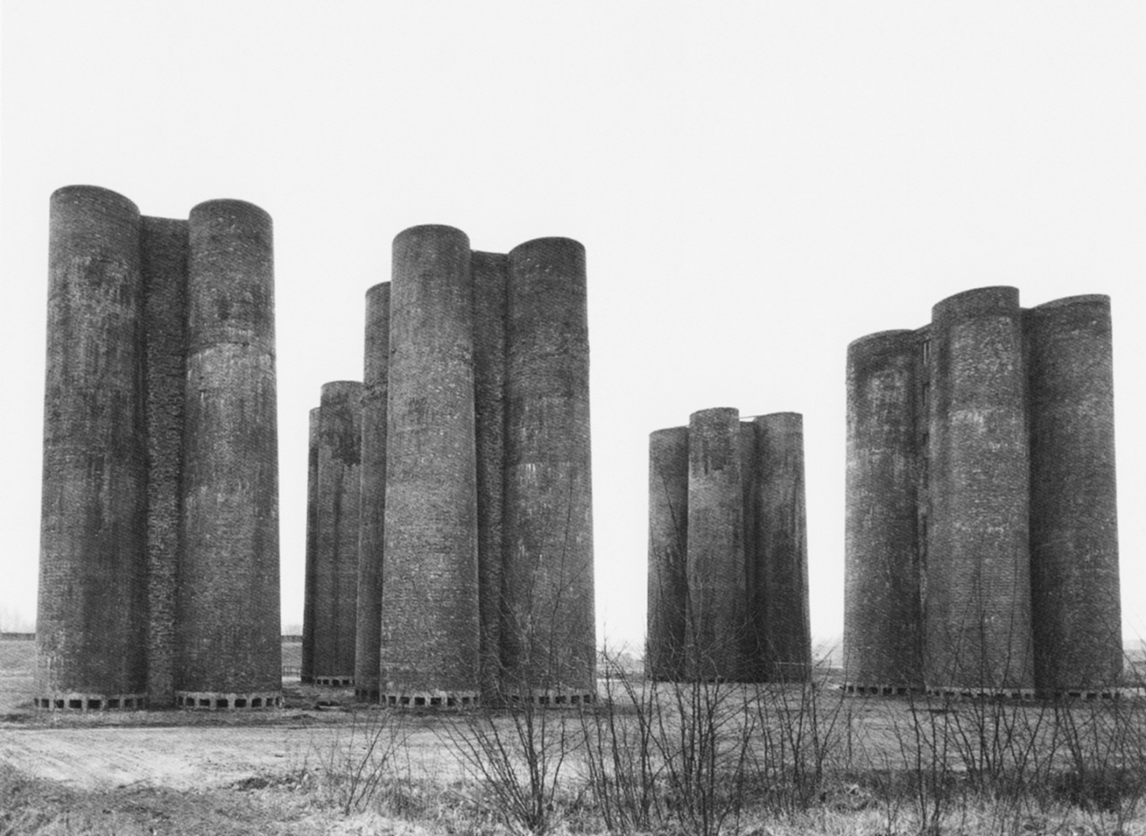 Archillect ID 241845