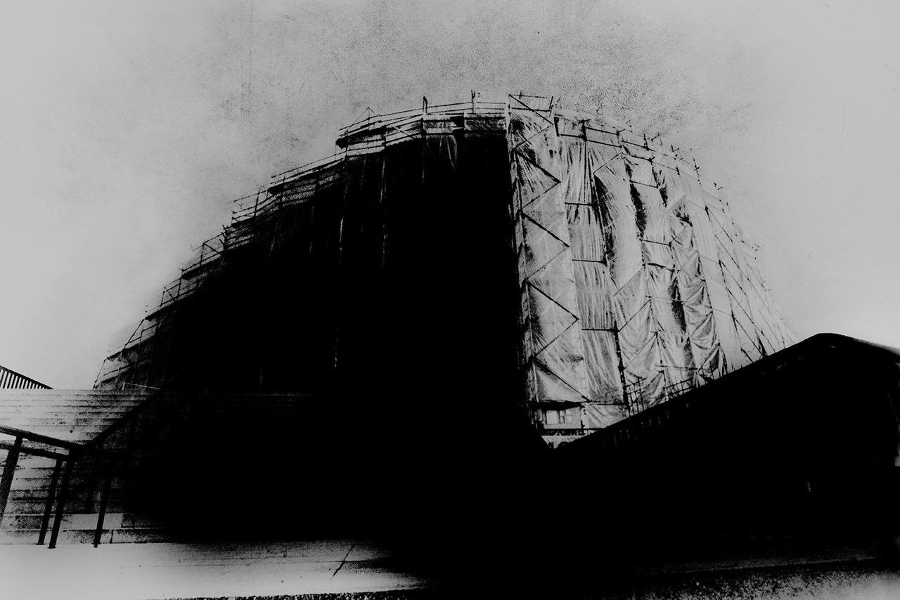 Archillect ID 242496