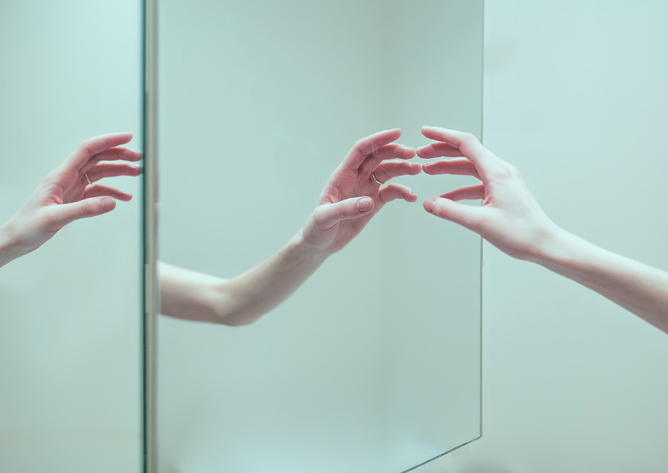 Archillect ID 242550