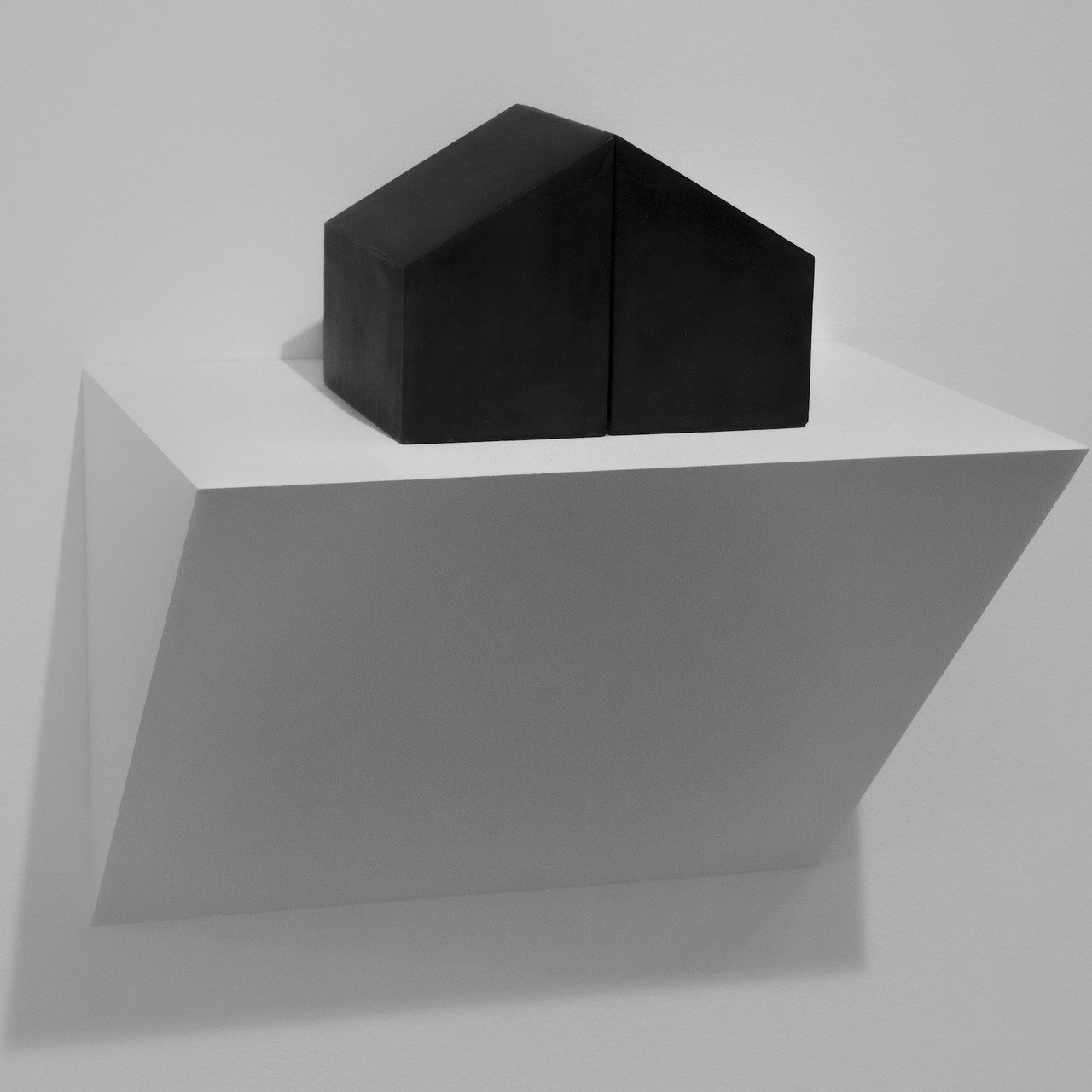 Archillect ID 242687