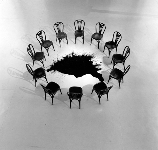 Archillect ID 242931