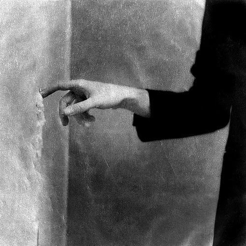 Archillect ID 242998