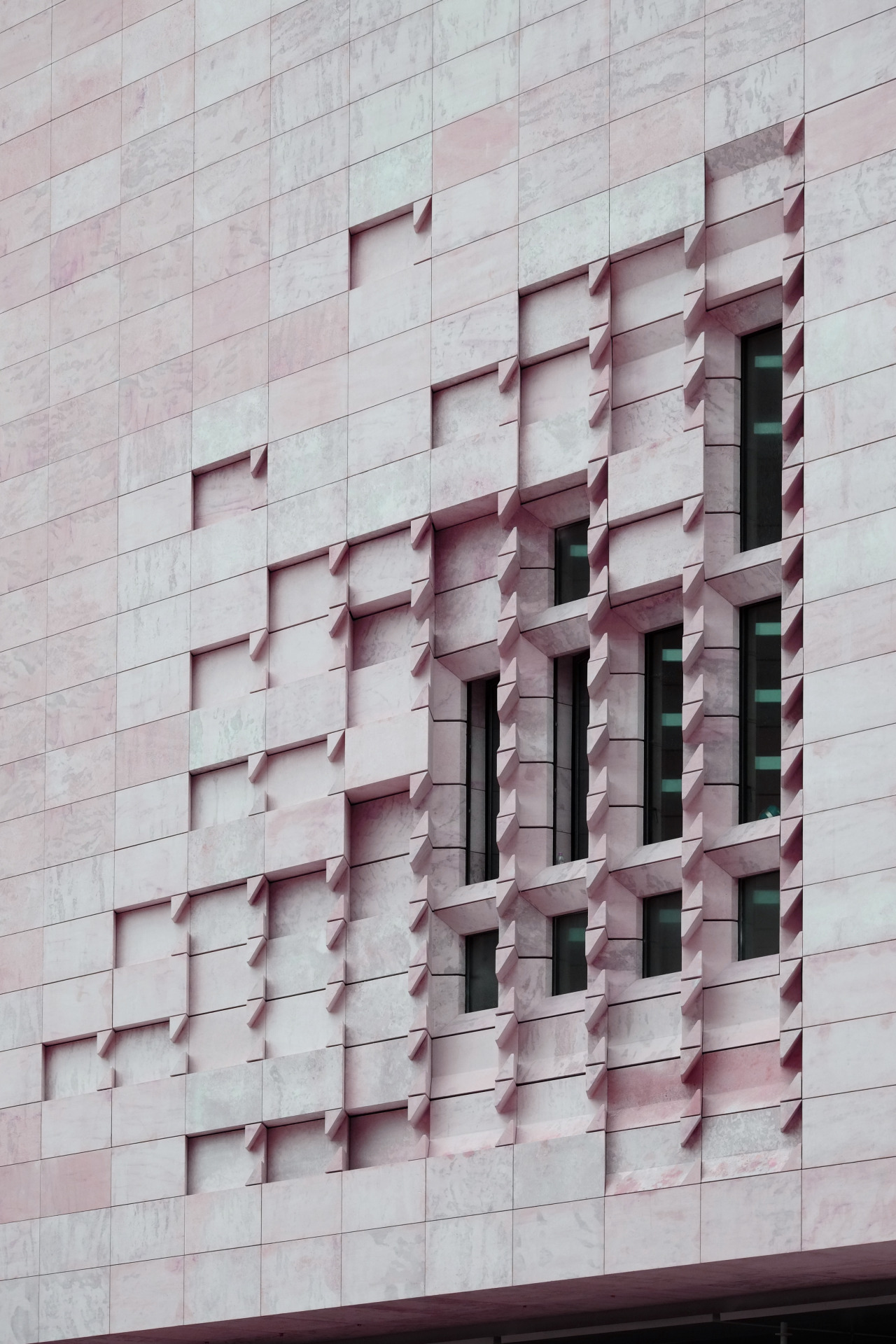 Archillect ID 243382