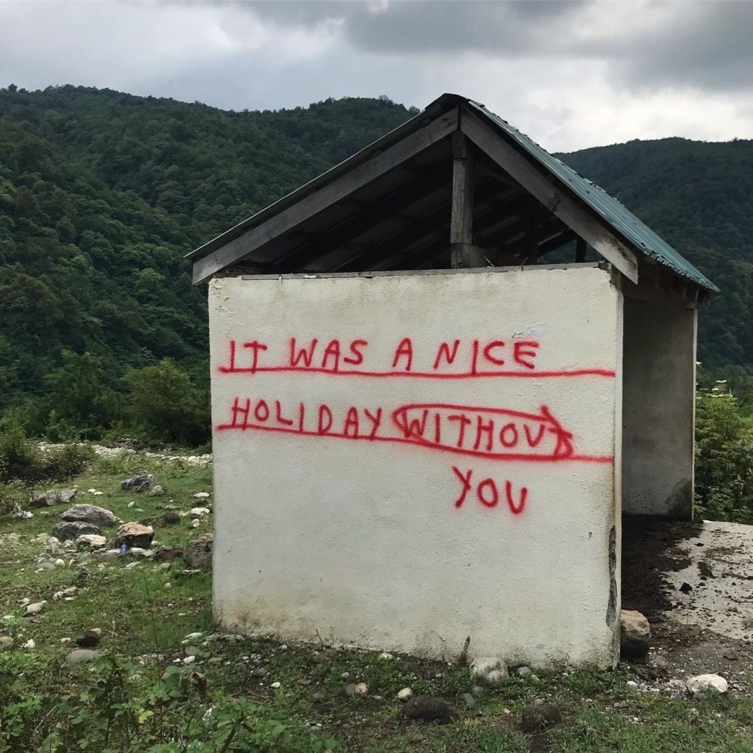 Archillect ID 243415