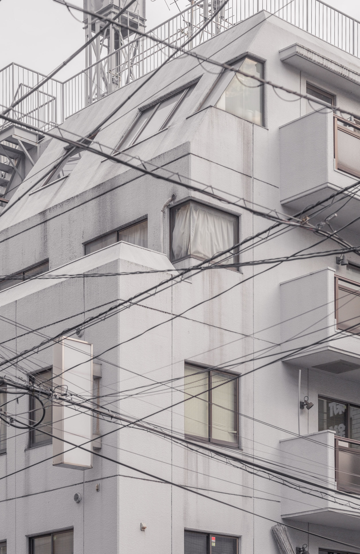 Archillect ID 243821