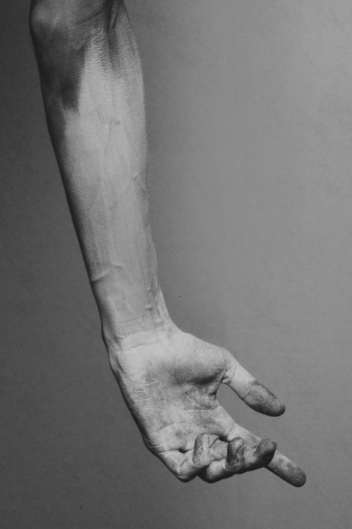 Archillect ID 243945