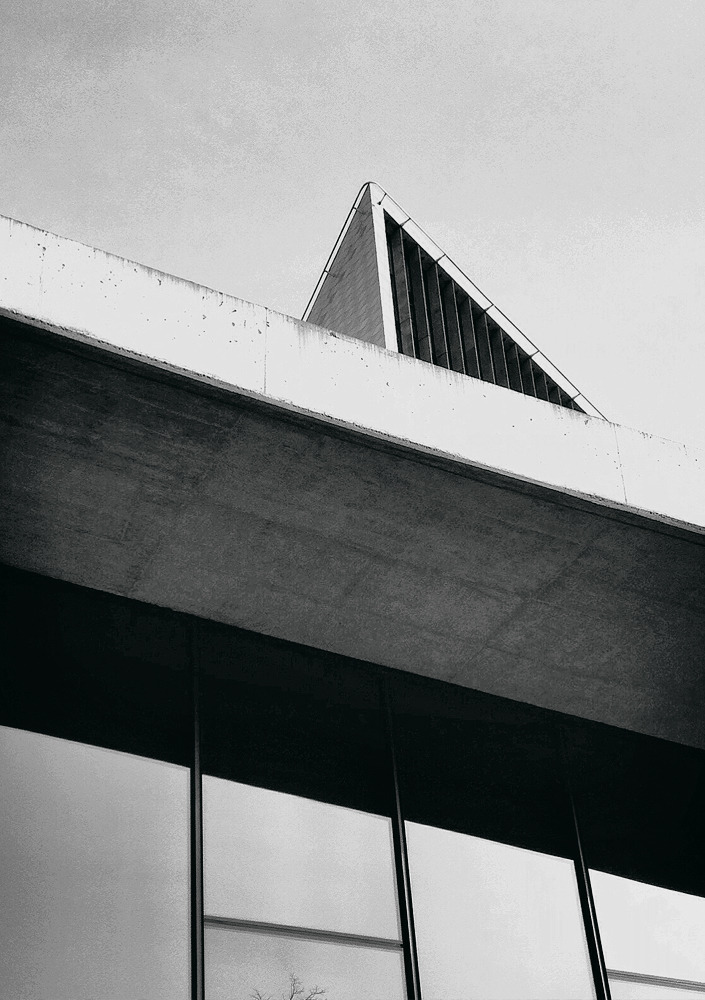 Archillect ID 245418