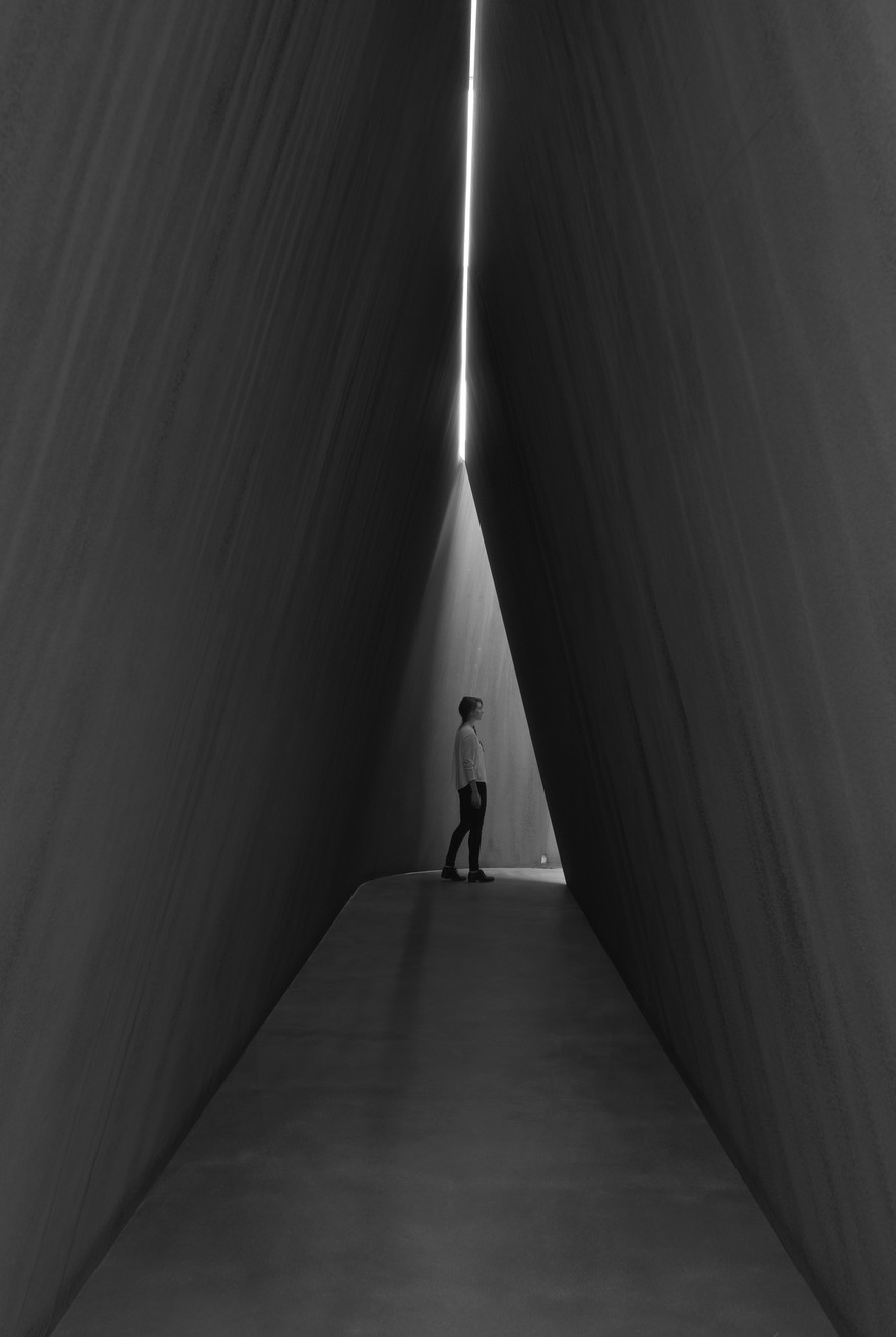 Archillect ID 246003