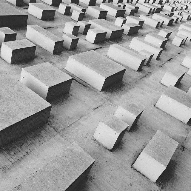 Archillect ID 246338