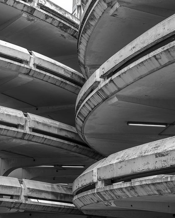 Archillect ID 246400