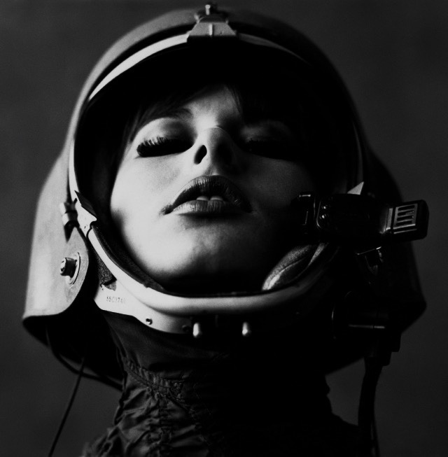 Archillect ID 246898