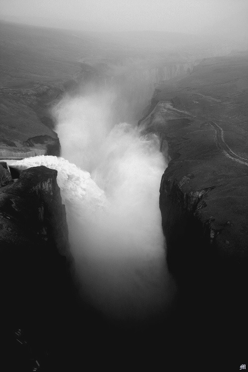 Archillect ID 248556