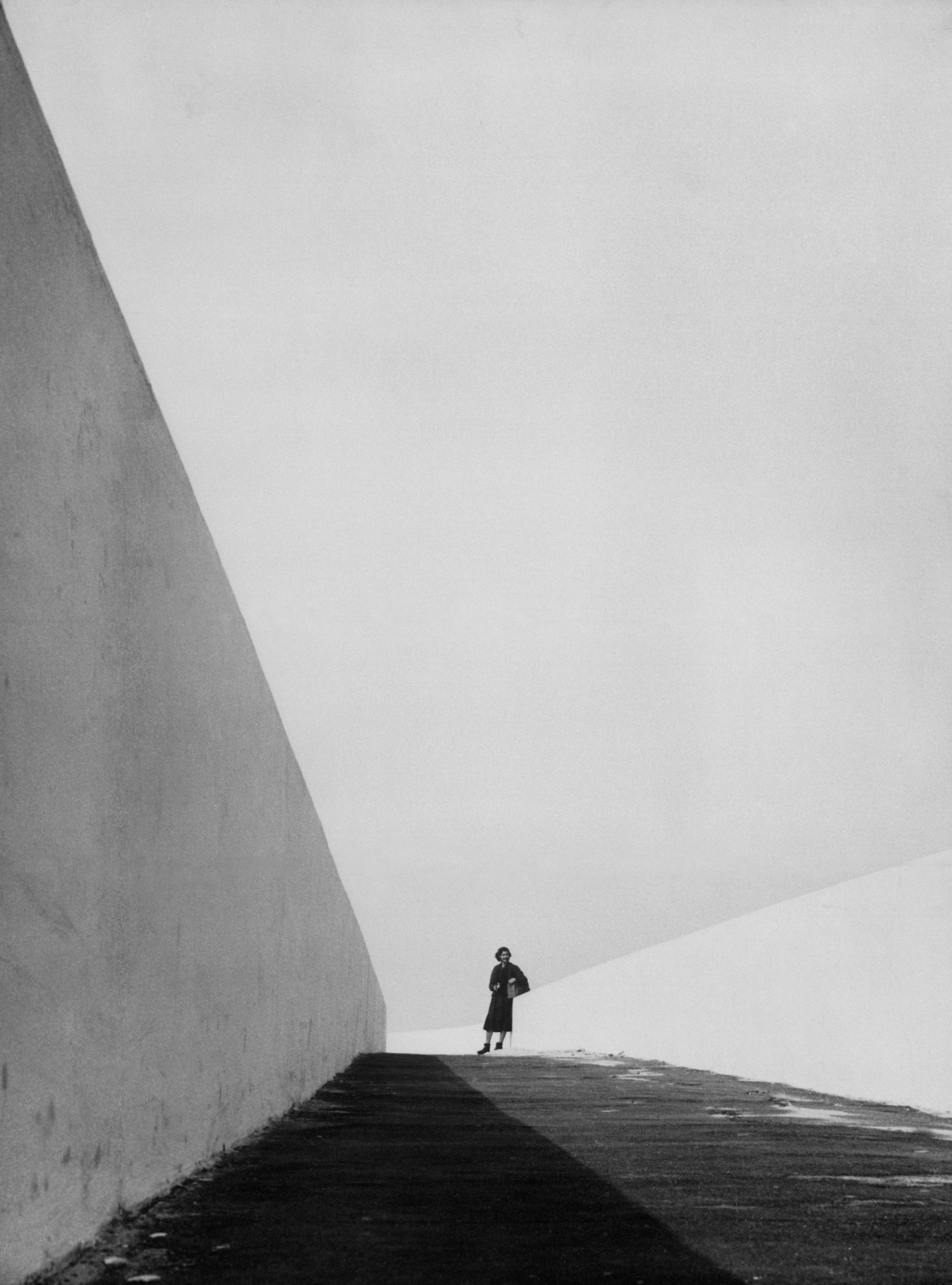 Archillect ID 249165