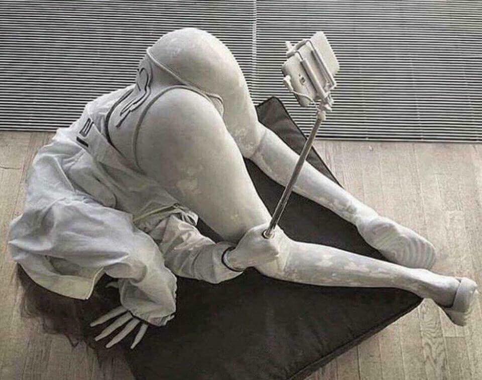 Archillect ID 249499