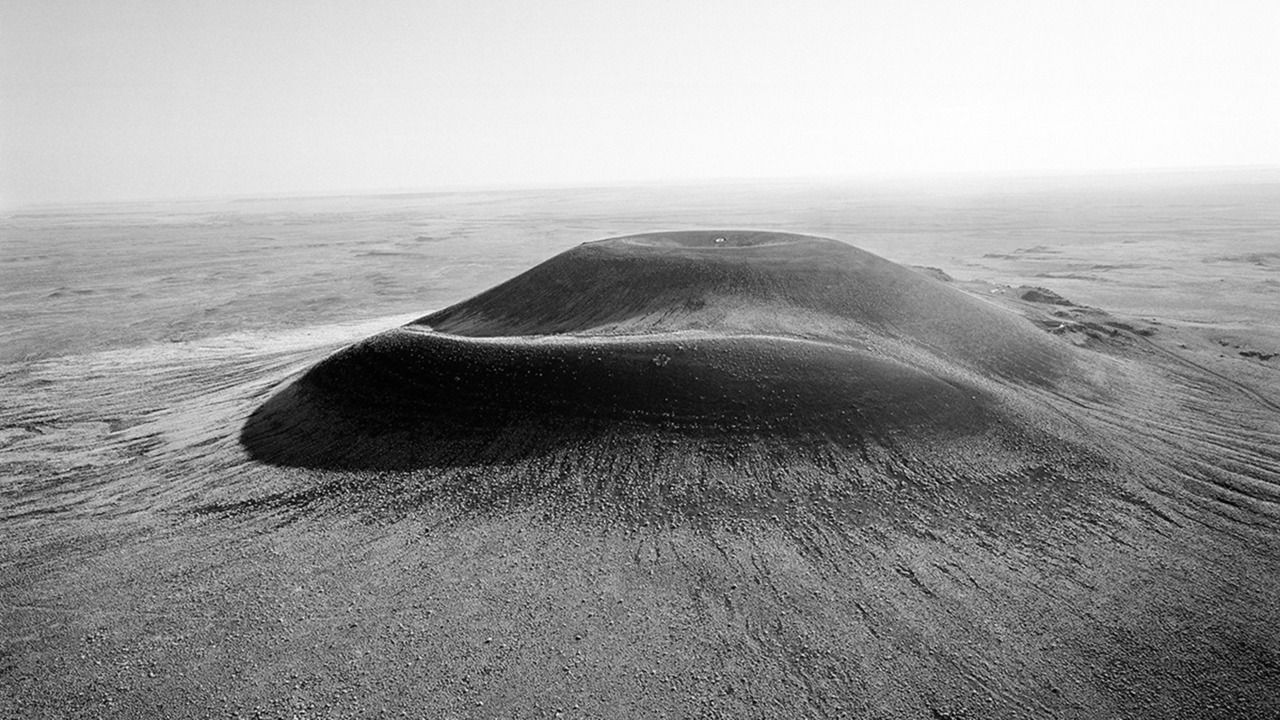 Archillect ID 249604