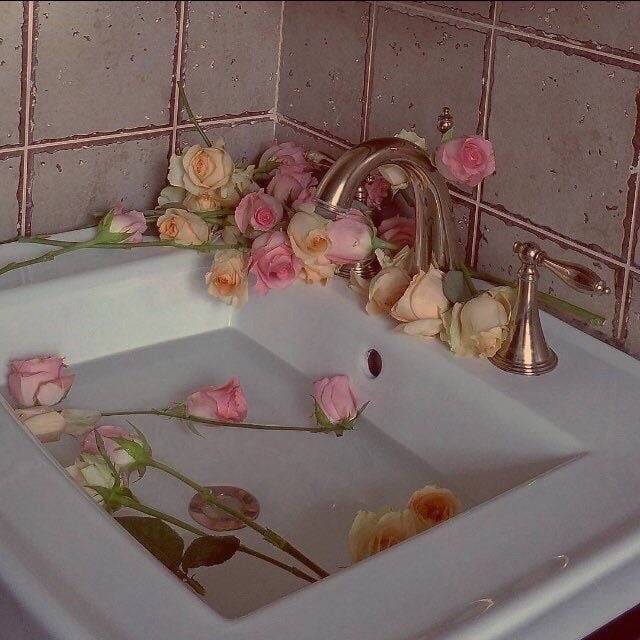 Archillect ID 250029